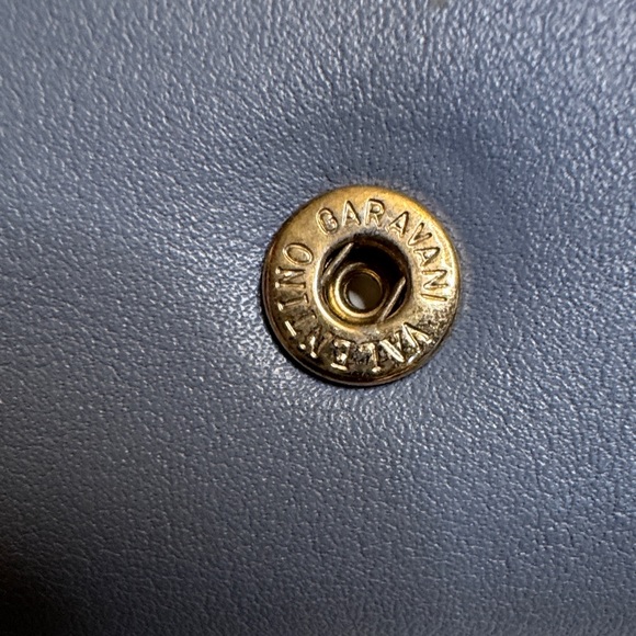 Valentino Garavani Authentic Blue Wallet with Gold Studs Full Inclusion - Picture 15 of 16